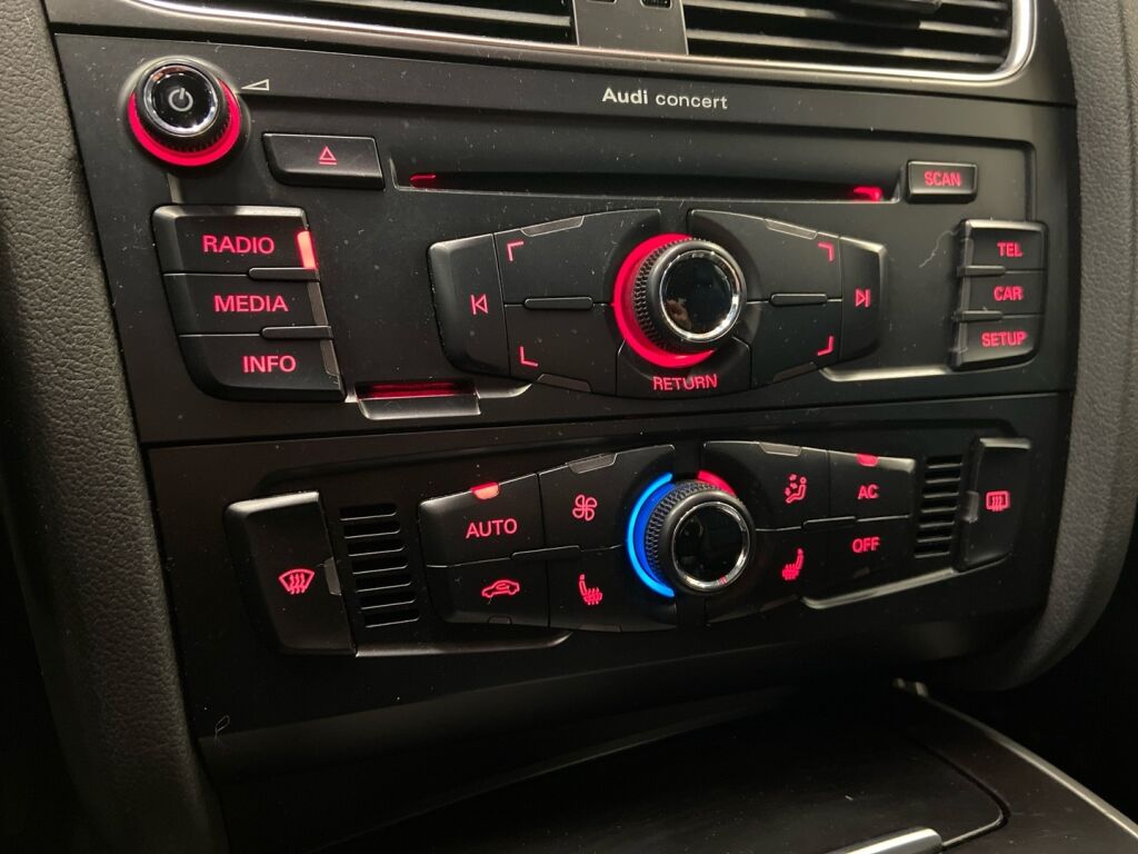 Audi A4 2008 Punainen