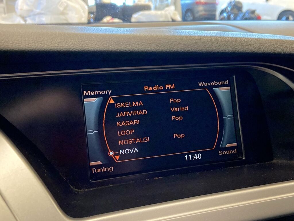 Audi A4 2008 Punainen