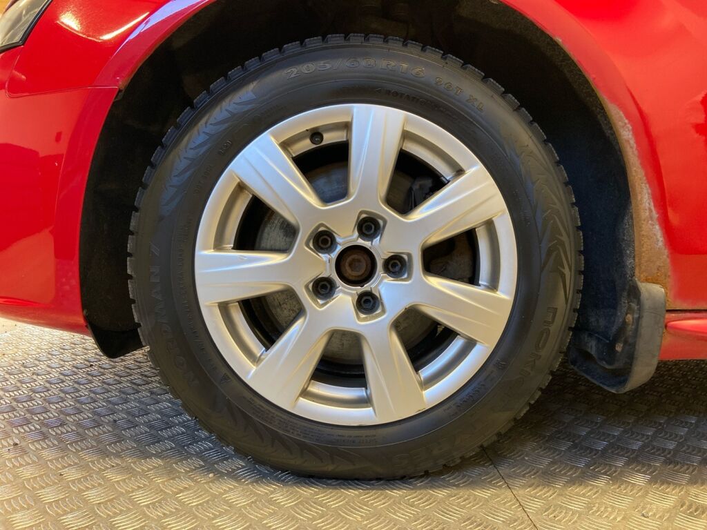 Audi A4 2008 Punainen