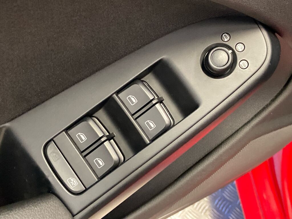 Audi A4 2008 Punainen