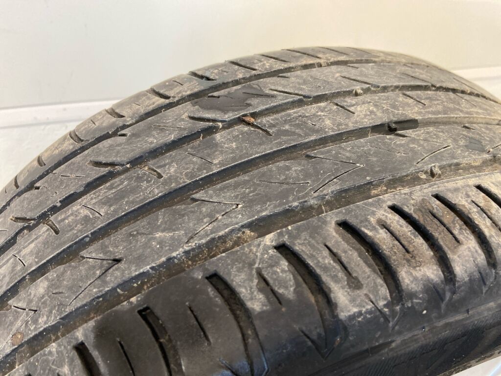 Audi A4 2008 Punainen