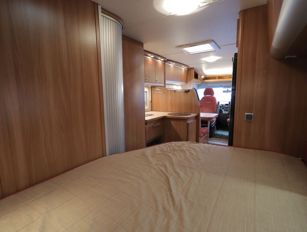 Kabe Travel Master 700 XL 2009 Valkoinen