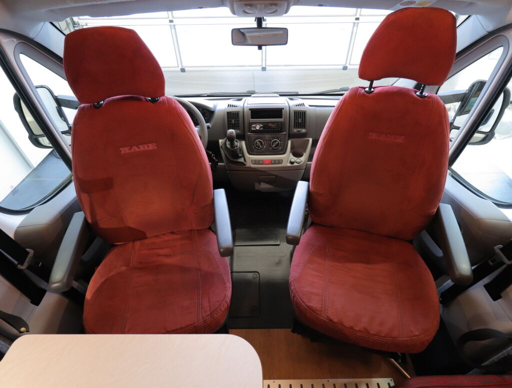 Kabe Travel Master 700 XL 2009 Valkoinen