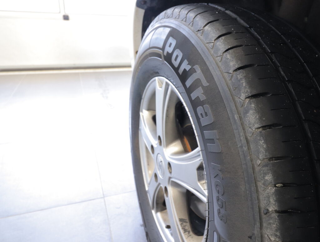 Kabe Travel Master 700 XL 2009 Valkoinen