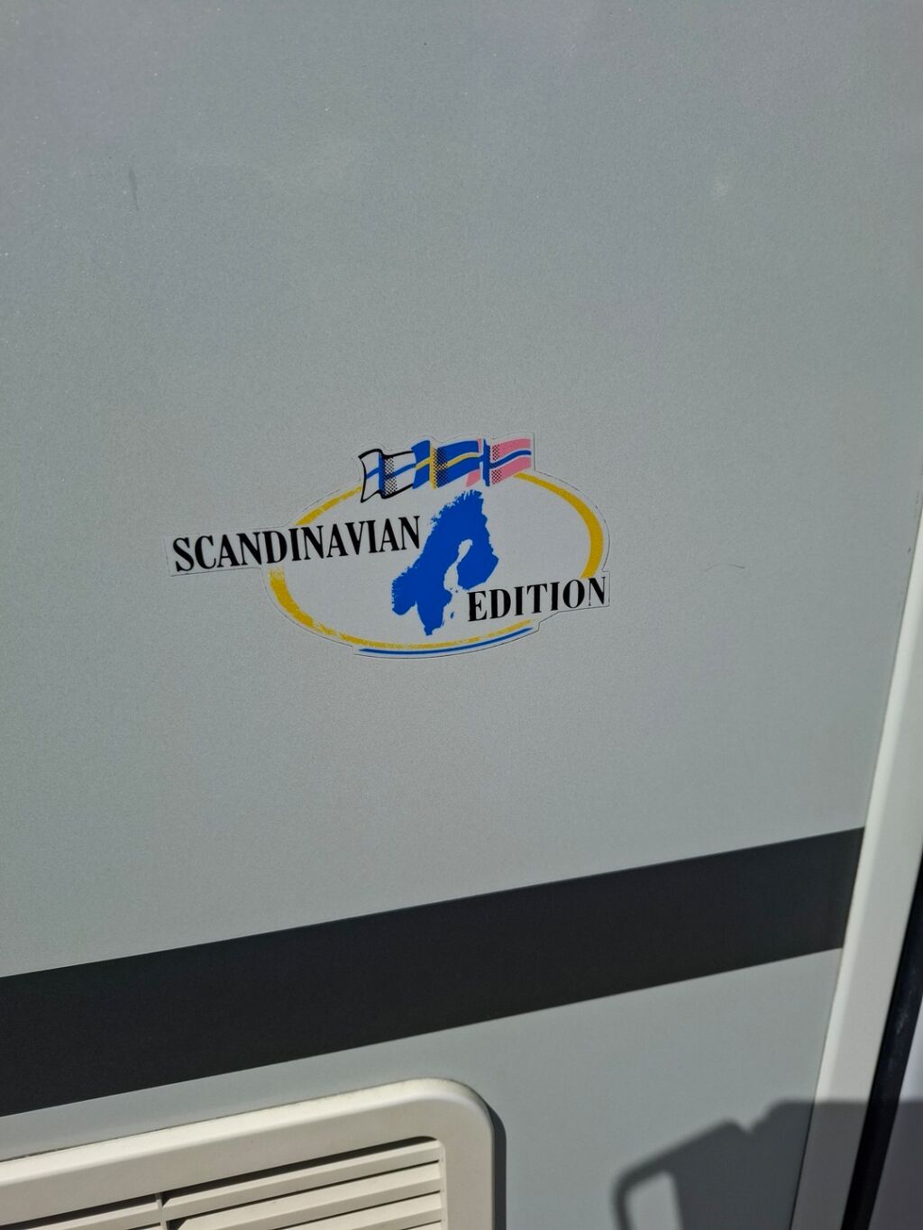 Adria Vision i 707 SL 2009 Harmaa