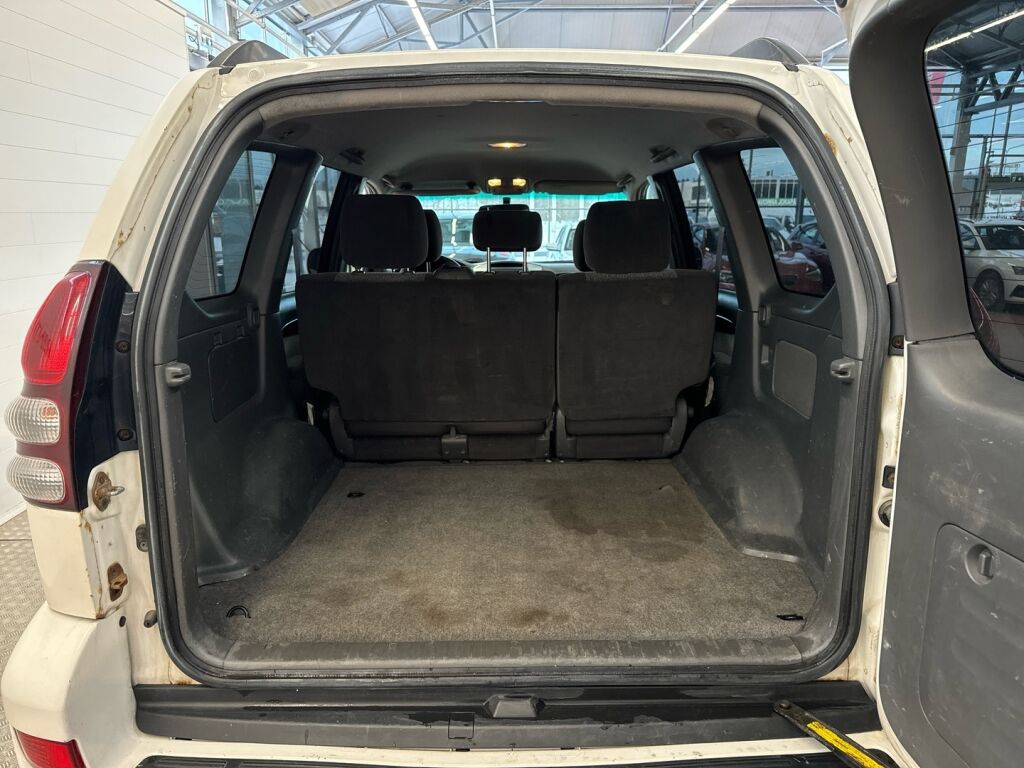 Toyota Land Cruiser 2008 Valkoinen