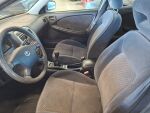 Toyota Avensis 2002 Punainen