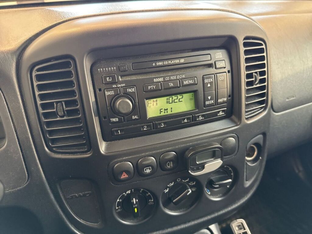 Ford Maverick 2005 Harmaa