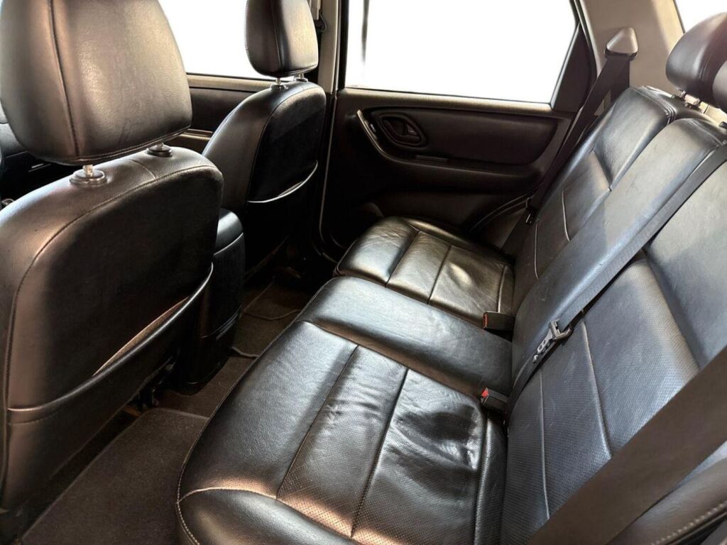 Ford Maverick 2005 Harmaa