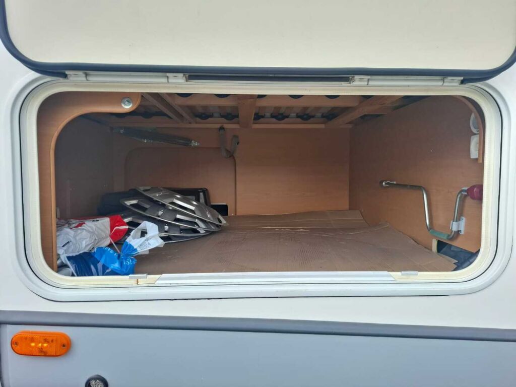 Kabe Travel Master 750 WL 2007 Valkoinen