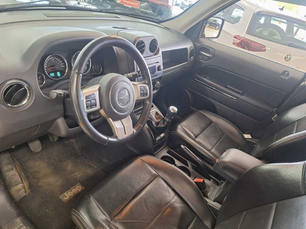 Jeep Patriot 2012 Sininen