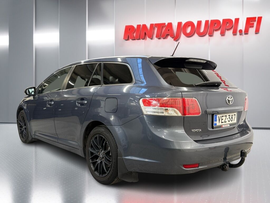 Toyota Avensis 2011 Sininen