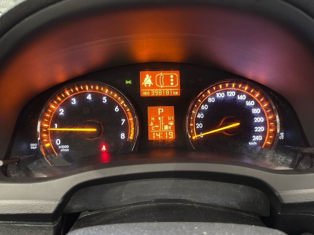 Toyota Avensis 2011 Sininen