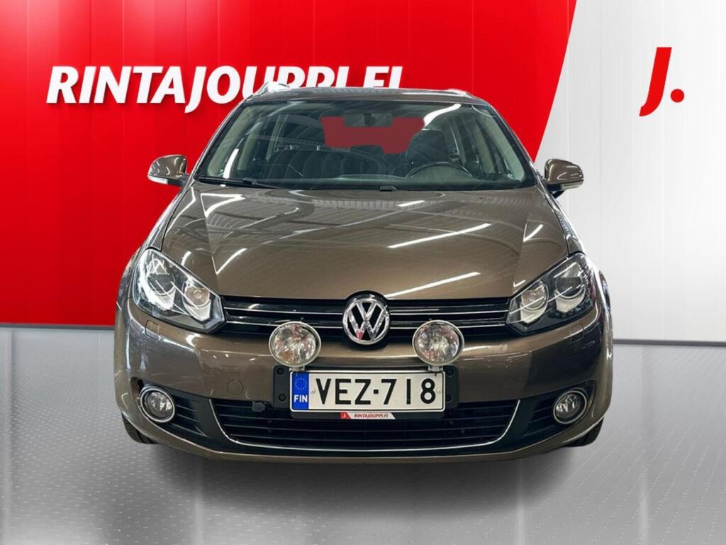 Volkswagen Golf 2011 Ruskea (beige)