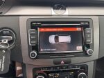Volkswagen Passat 2011 Punainen