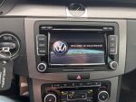 Volkswagen Passat 2011 Punainen
