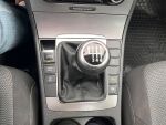 Volkswagen Passat 2011 Punainen