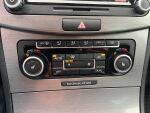Volkswagen Passat 2011 Punainen