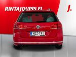 Volkswagen Passat 2011 Punainen