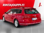 Volkswagen Passat 2011 Punainen