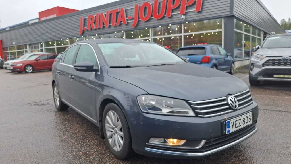 Volkswagen Passat 2011 Harmaa