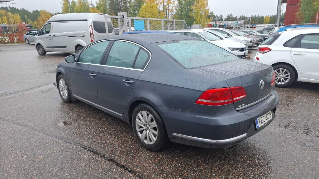Volkswagen Passat 2011 Harmaa