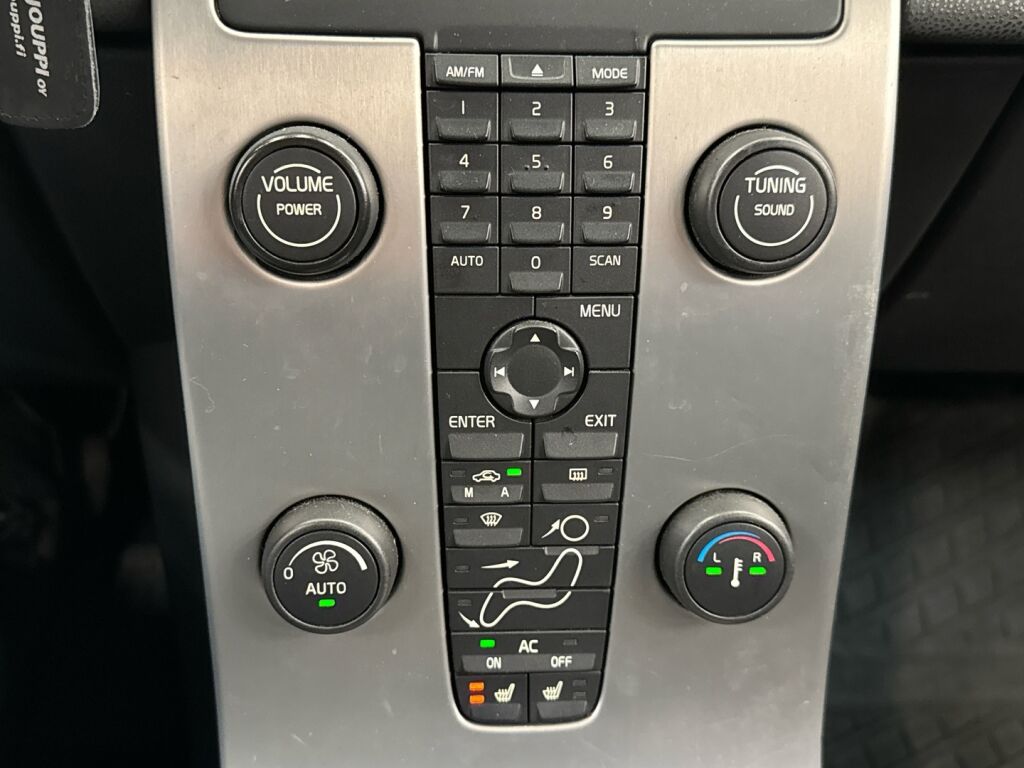 Volvo C30 2007 Punainen