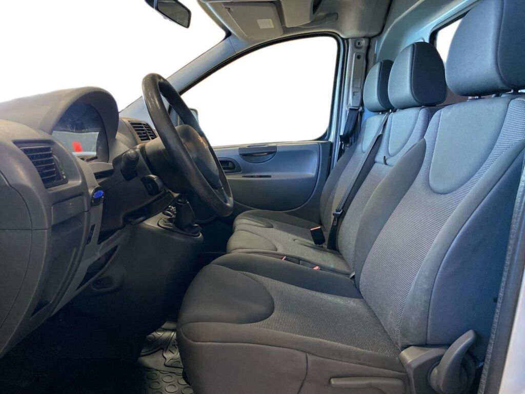 Peugeot Expert 2011 Harmaa