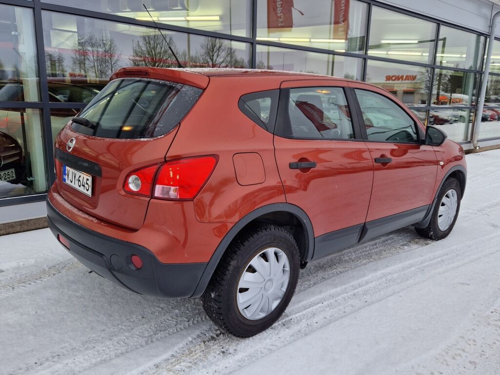 Nissan Qashqai 2007 Punainen