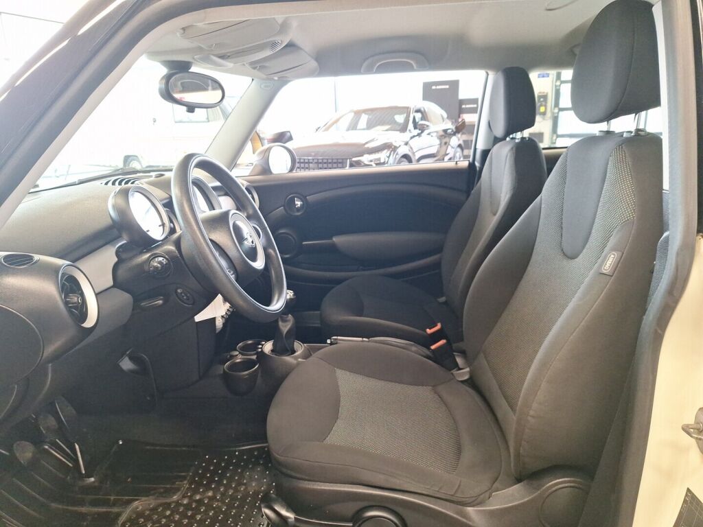 Mini One 2010 Valkoinen