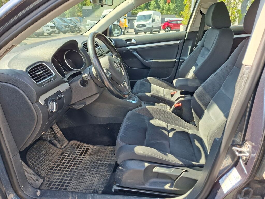 Volkswagen Golf 2010 Sininen