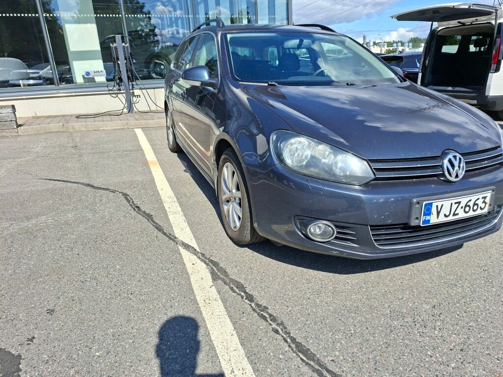 Volkswagen Golf 2010 Sininen