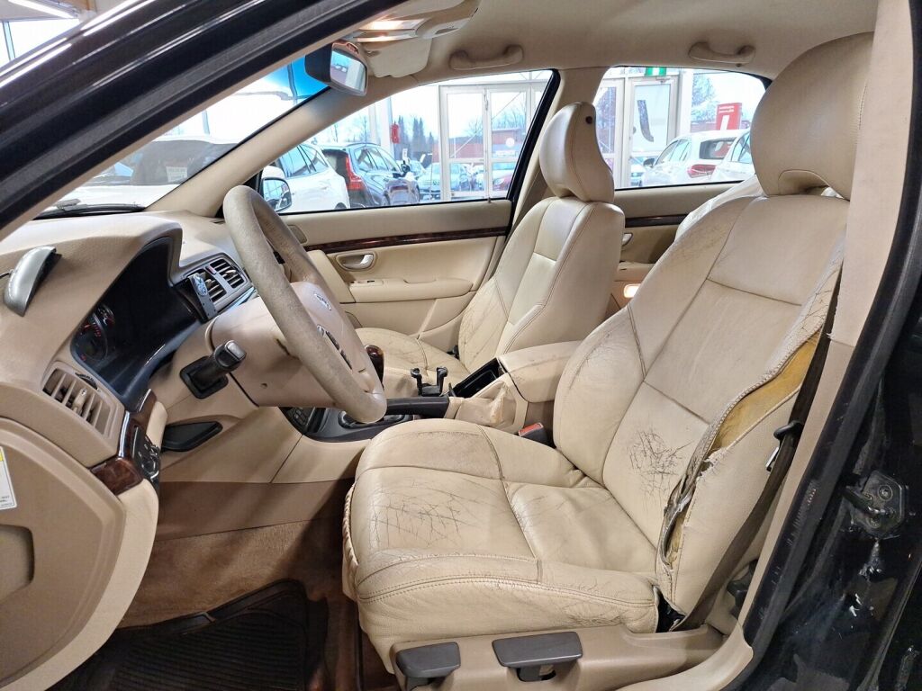 Volvo S80 2004 Musta