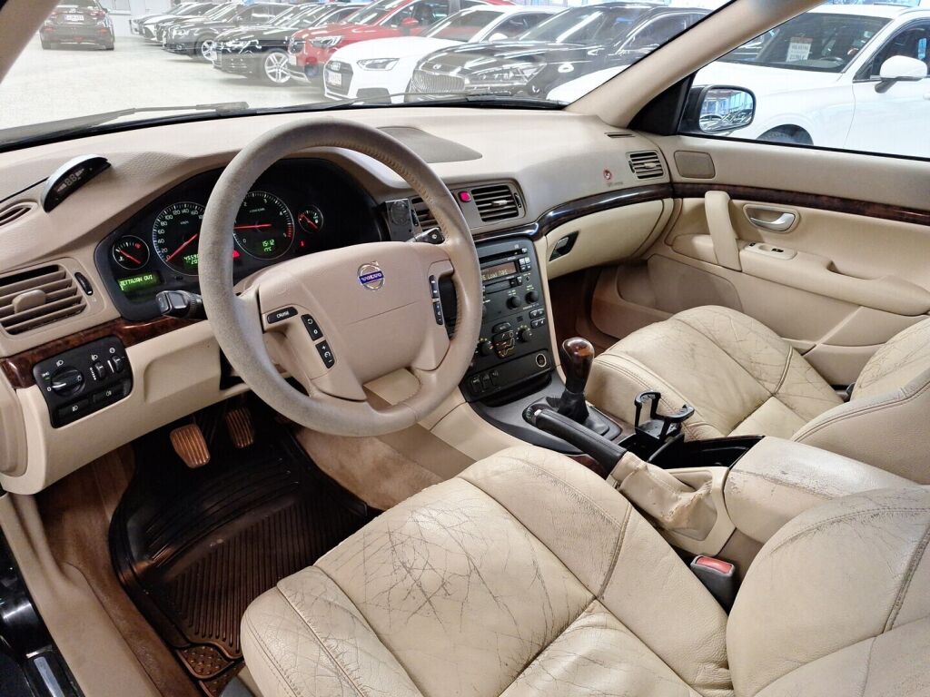 Volvo S80 2004 Musta