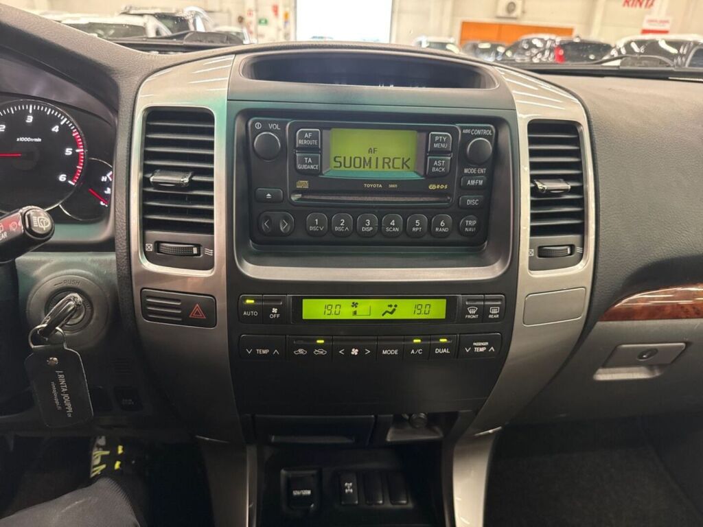 Toyota Land Cruiser 2003 Harmaa