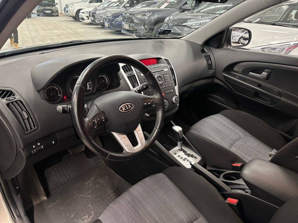 Kia Ceed 2010 Hopea