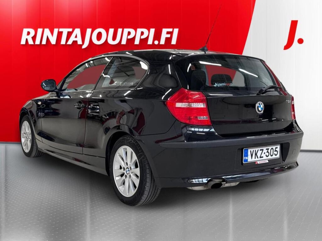BMW 116 2010 Musta
