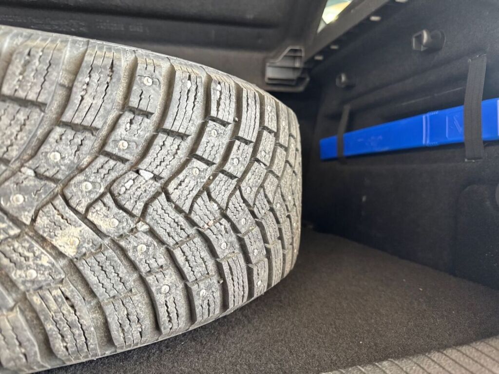 Opel Astra 2010 Hopea