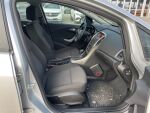 Opel Astra 2010 Hopea