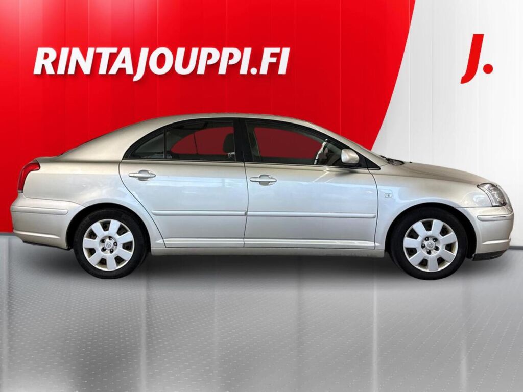 Toyota Avensis 2005 Hopea