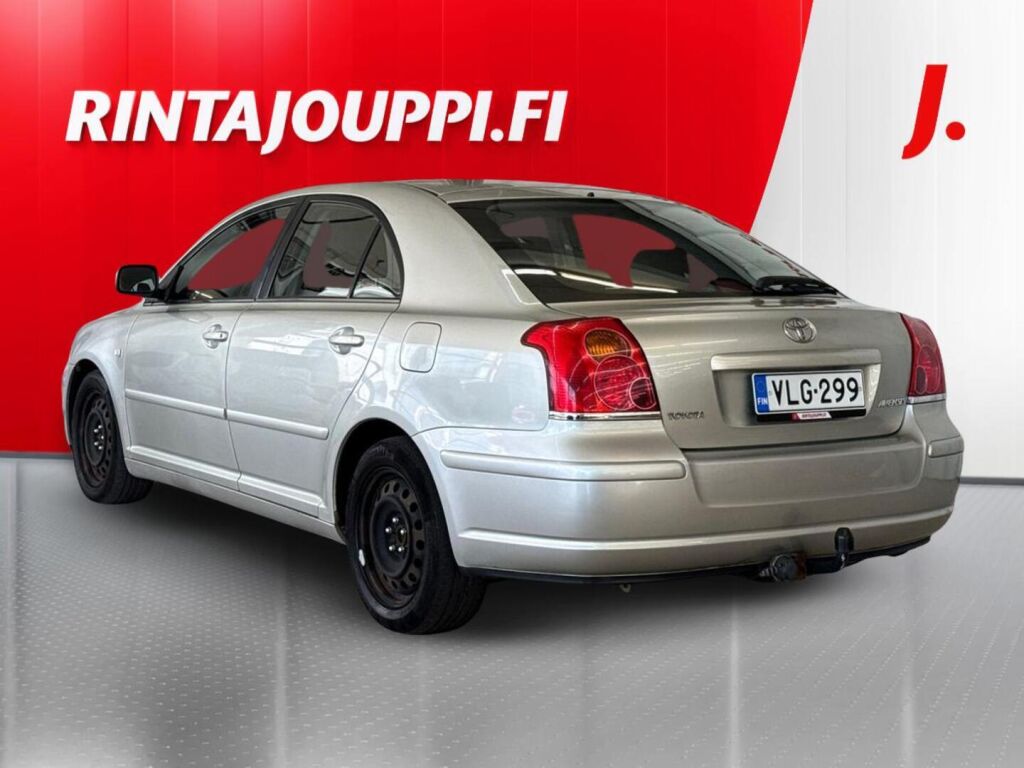Toyota Avensis 2005 Hopea