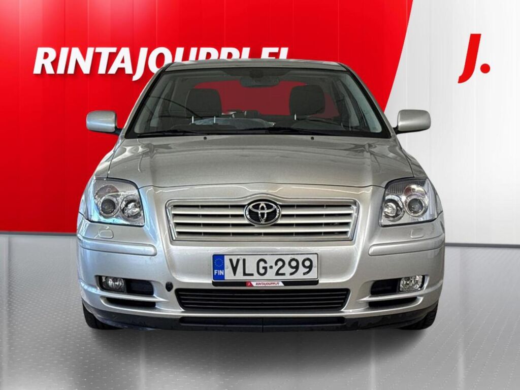 Toyota Avensis 2005 Hopea