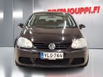 Volkswagen Golf 2005 Musta