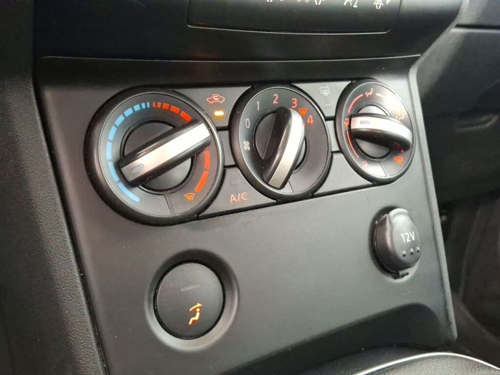 Nissan Qashqai 2007 Musta