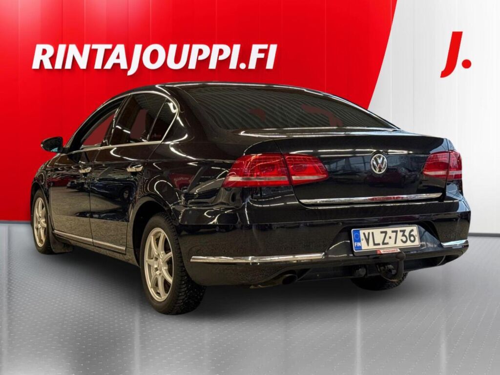 Volkswagen Passat 2013 Musta