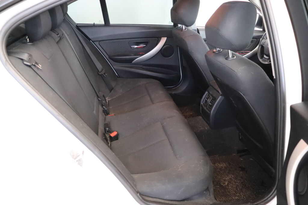 BMW 316 2013 Valkoinen