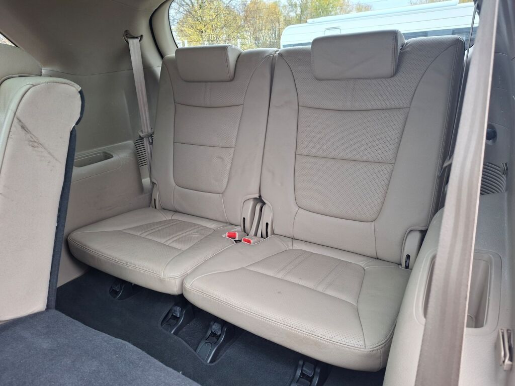 Kia Sorento 2010 Harmaa