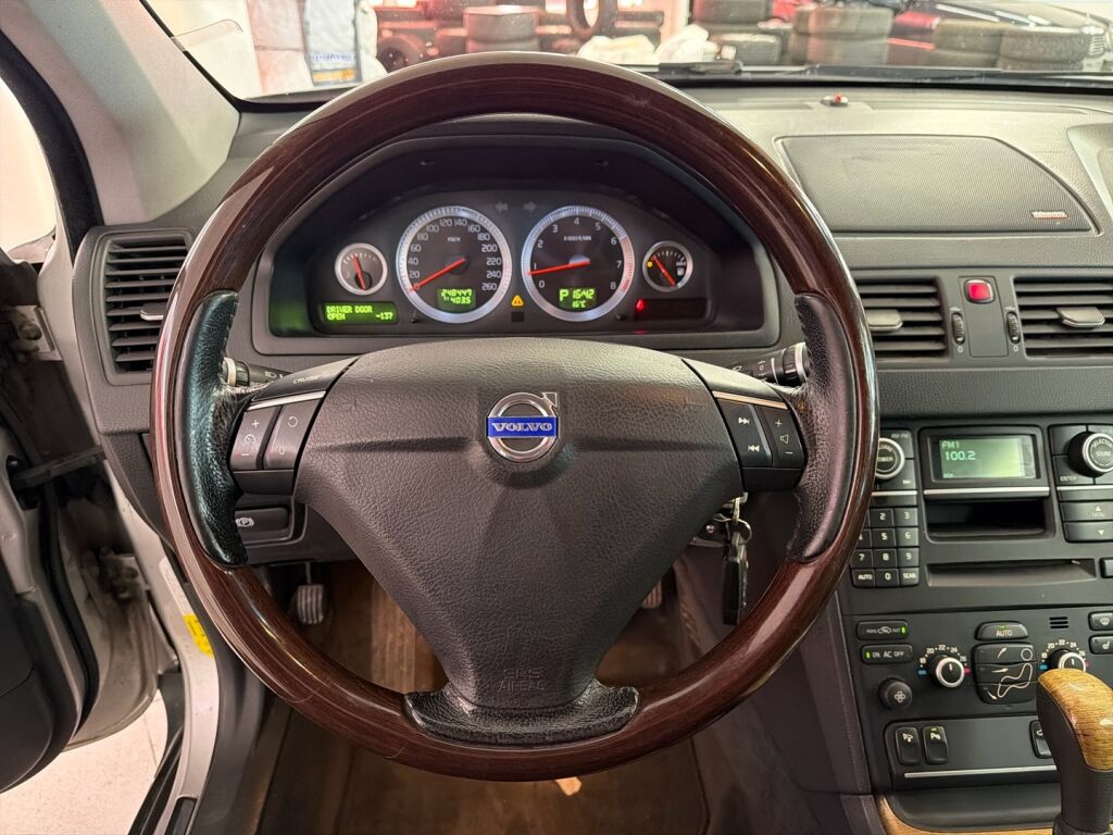 Volvo XC90 2007 Harmaa