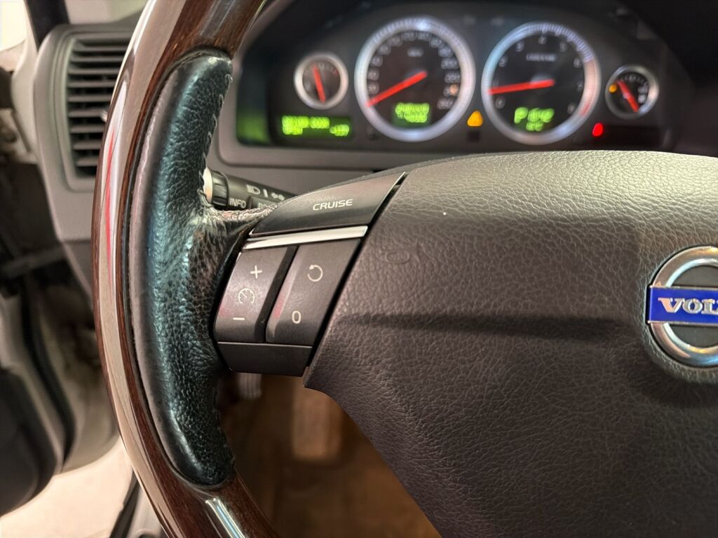 Volvo XC90 2007 Harmaa