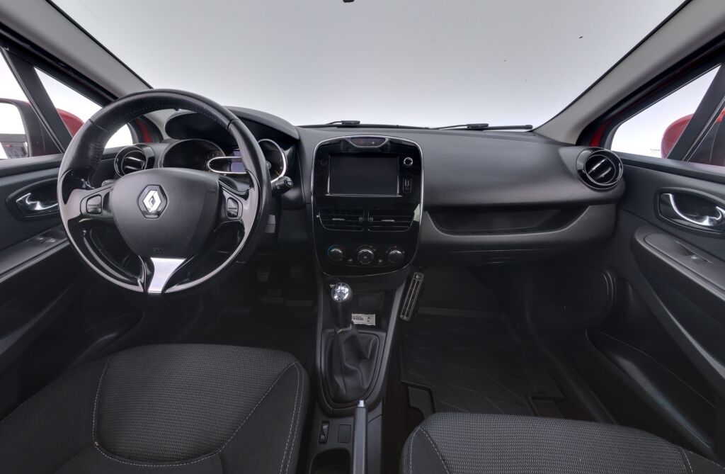 Renault Clio 2012 Punainen
